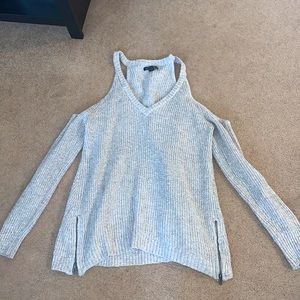 Gray long sleeve cold shoulder sweater from American Eagle size large